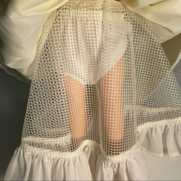 Effanbee Bride Doll 14" Veil Garter Bouquet NWT Old 14" - Picture 5 of 9